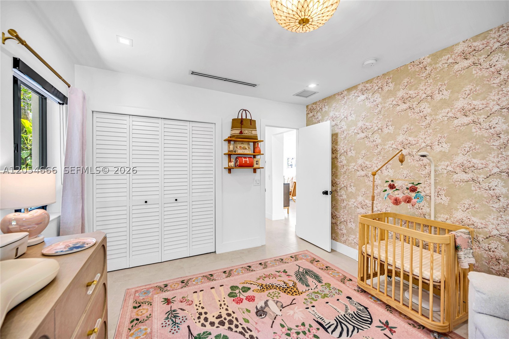 530 SW 18th Ter Miami, FL 33129