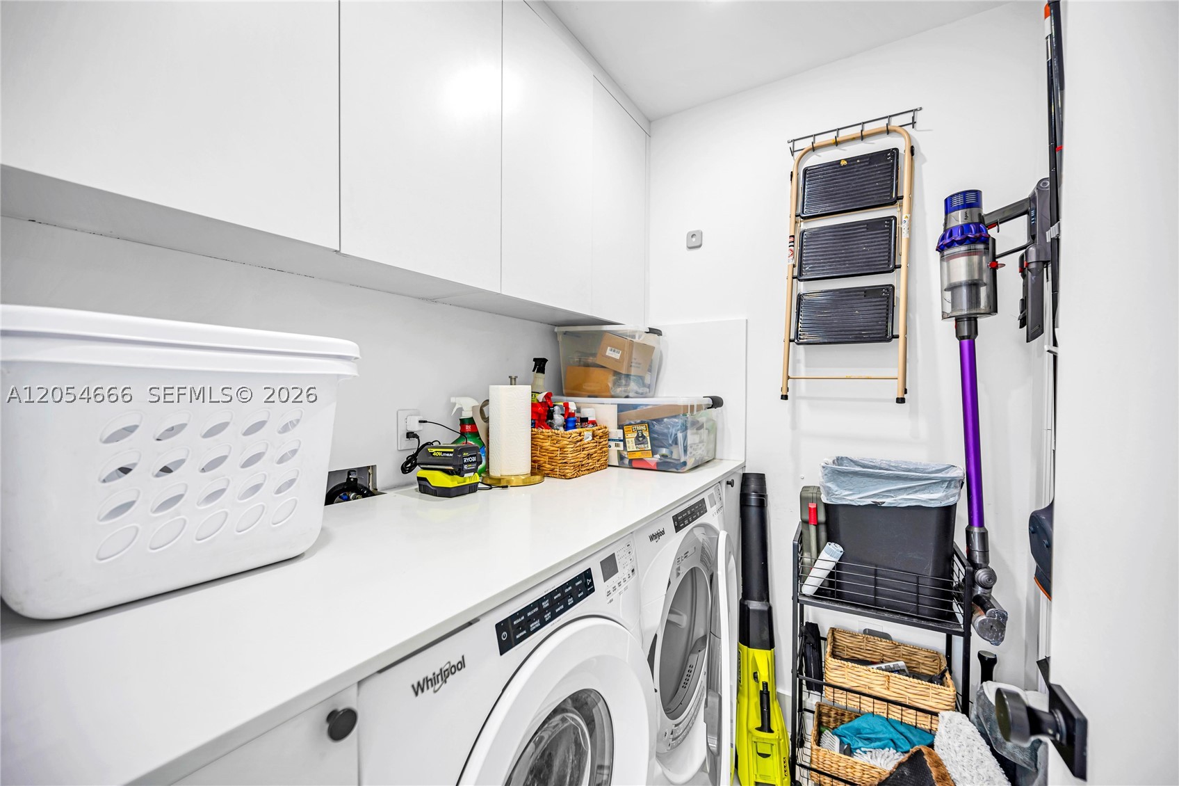 530 SW 18th Ter Miami, FL 33129