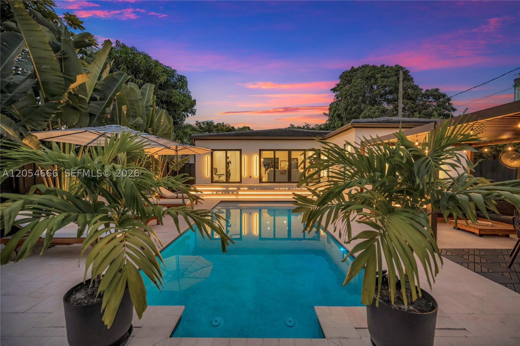 530 SW 18th Ter Miami, FL 33129