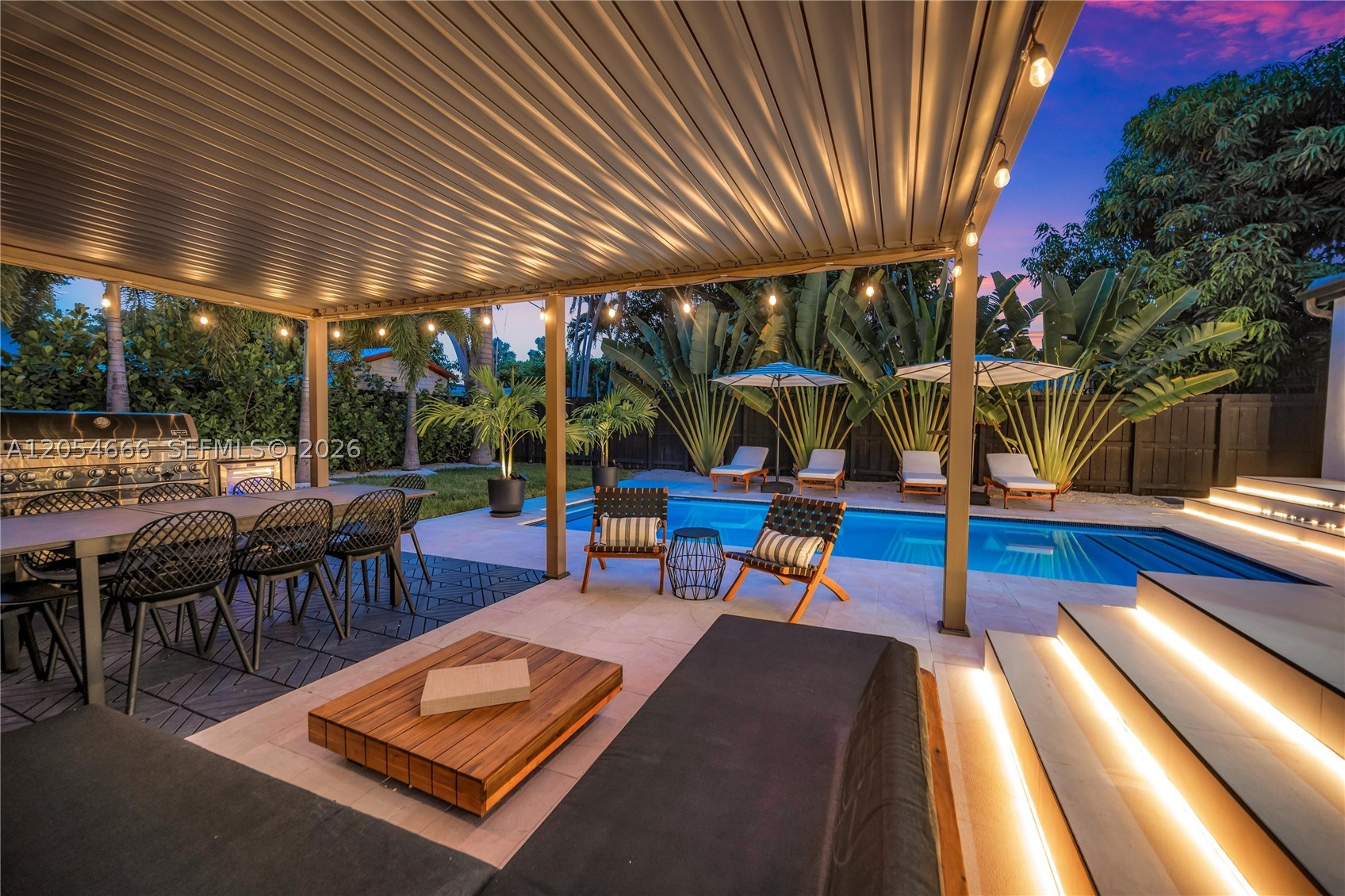 530 SW 18th Ter Miami, FL 33129