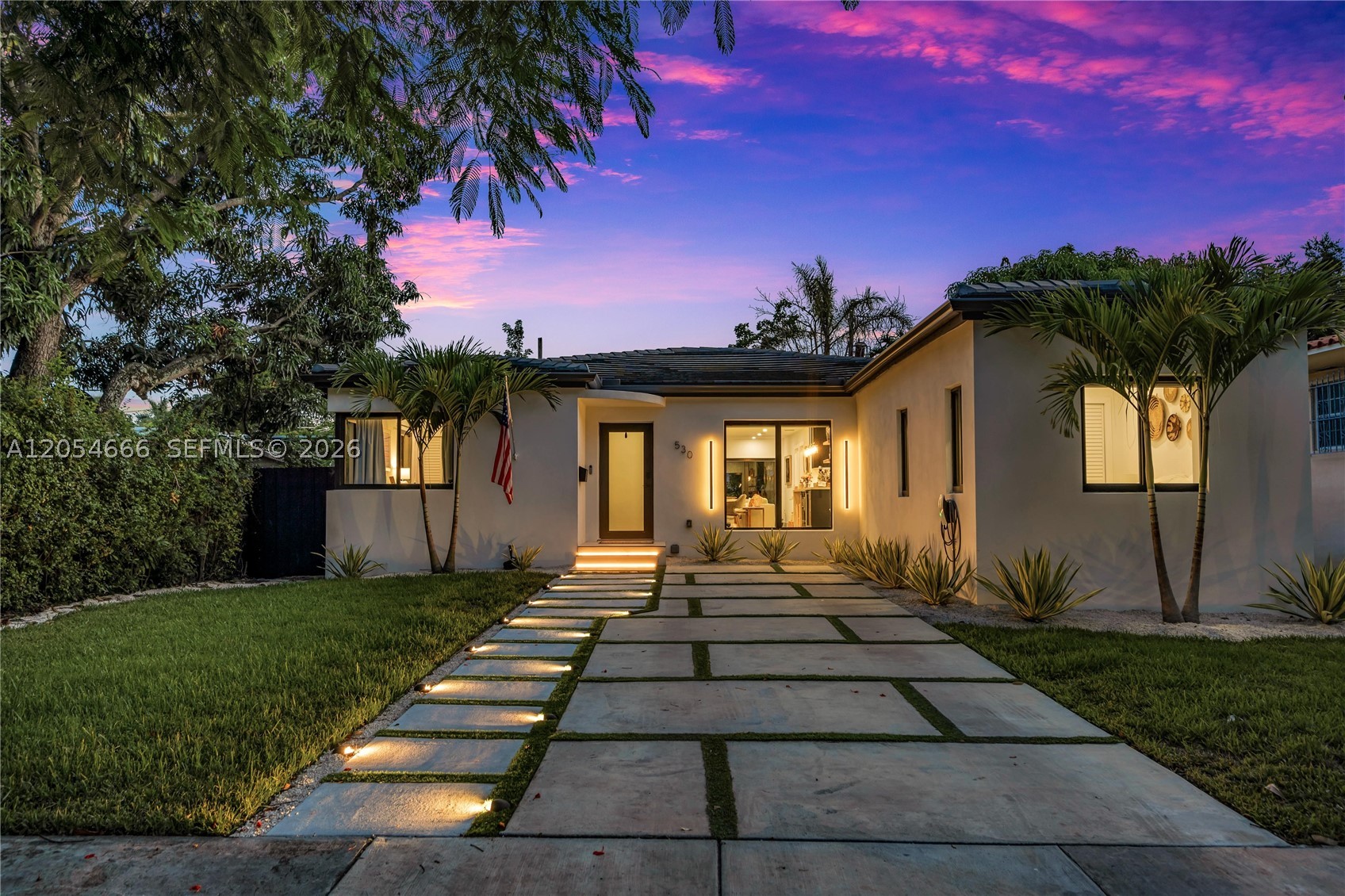530 SW 18th Ter Miami, FL 33129