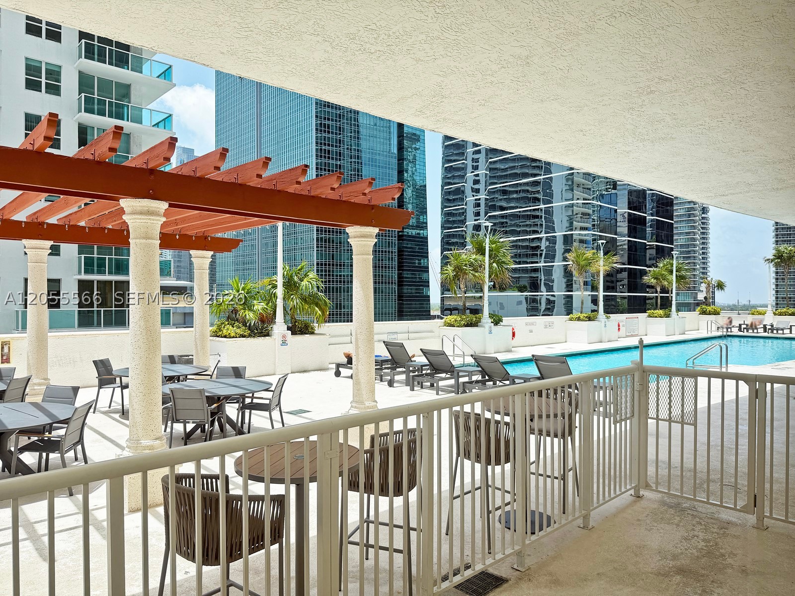 image The Club at Brickell Bay16