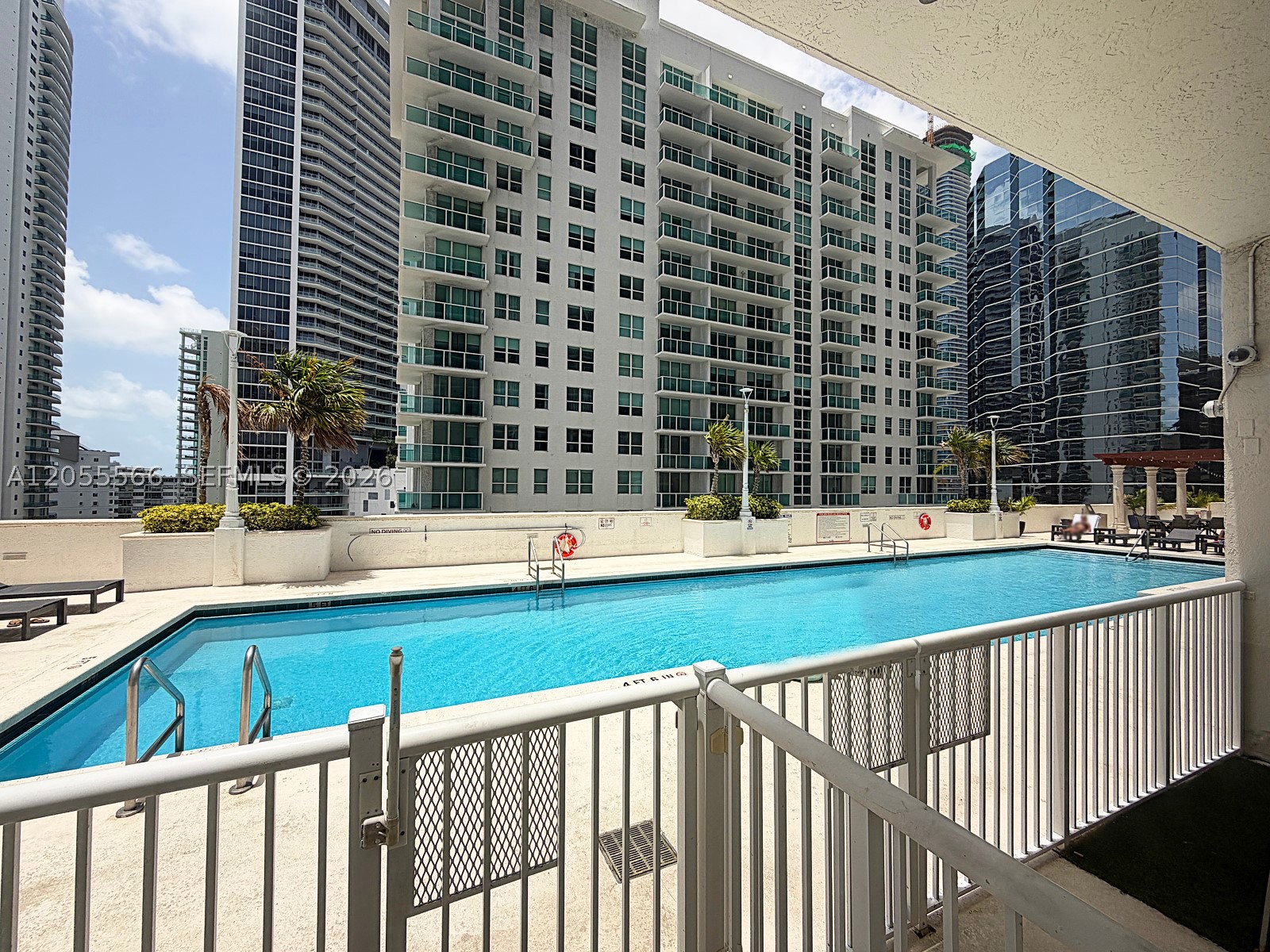 image The Club at Brickell Bay17