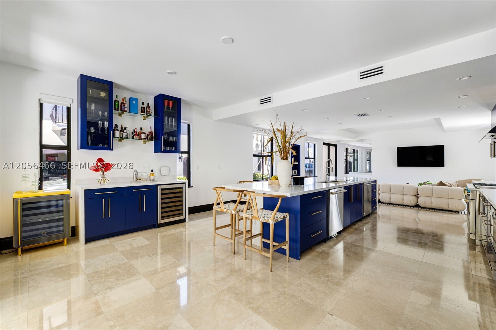 3020 Mcdonald St #22 Miami, FL 33133