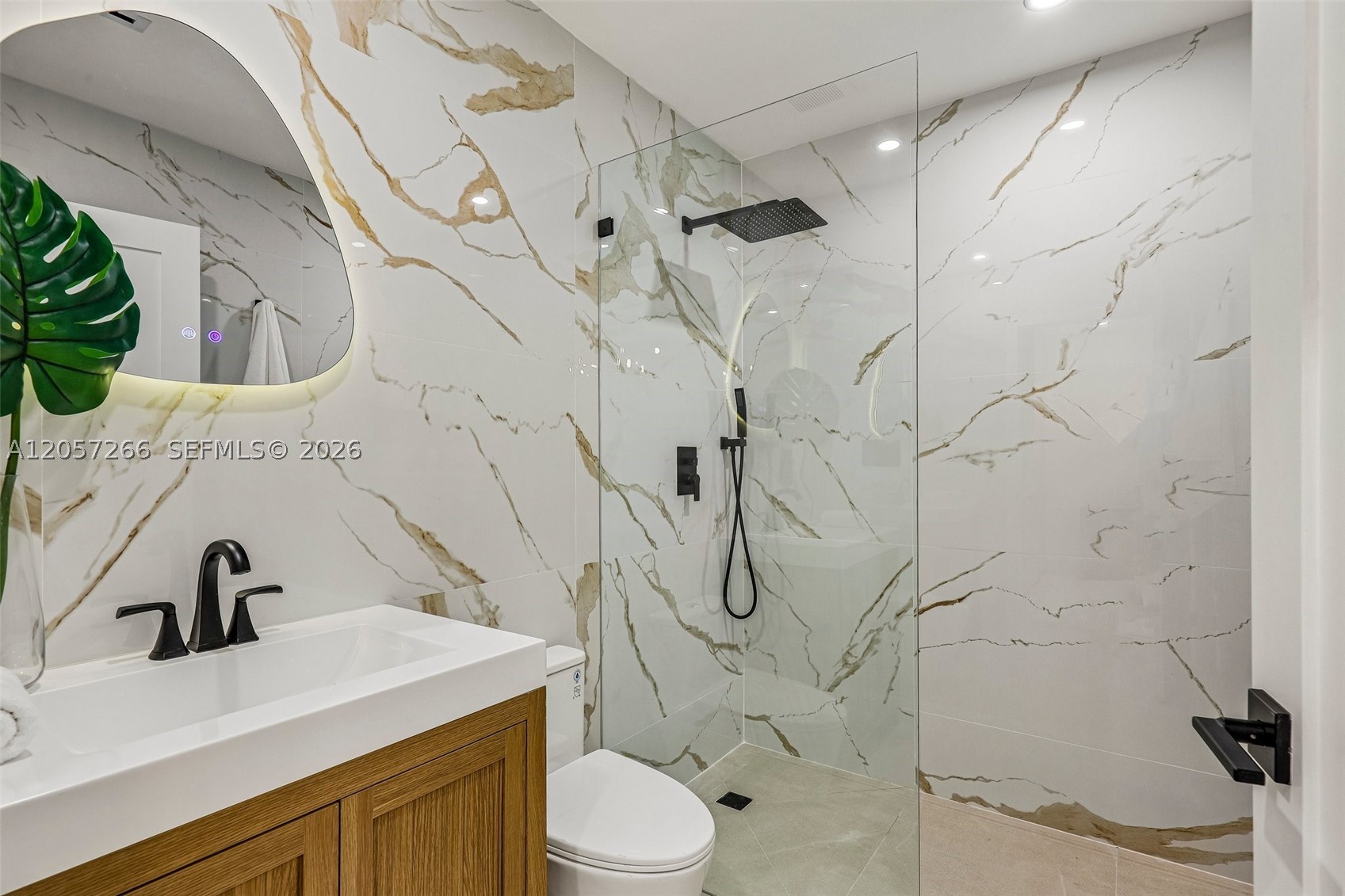 8835 NE 9th Ct Miami, FL 33138