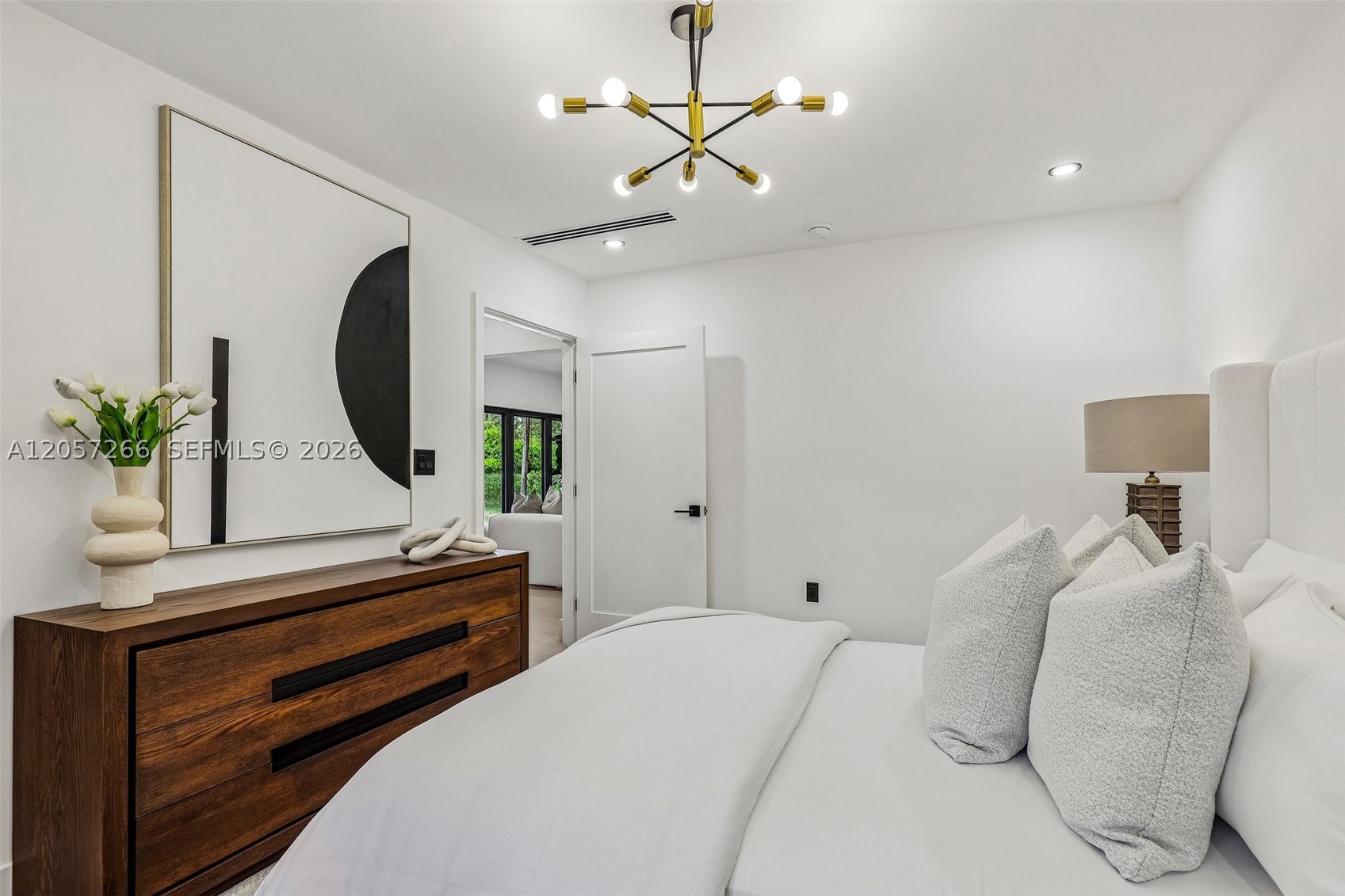 8835 NE 9th Ct Miami, FL 33138