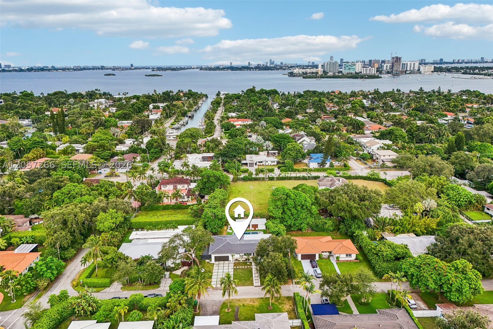 8835 NE 9th Ct Miami, FL 33138