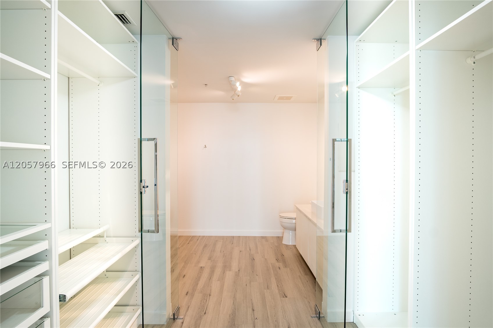 image 4 Midtown17