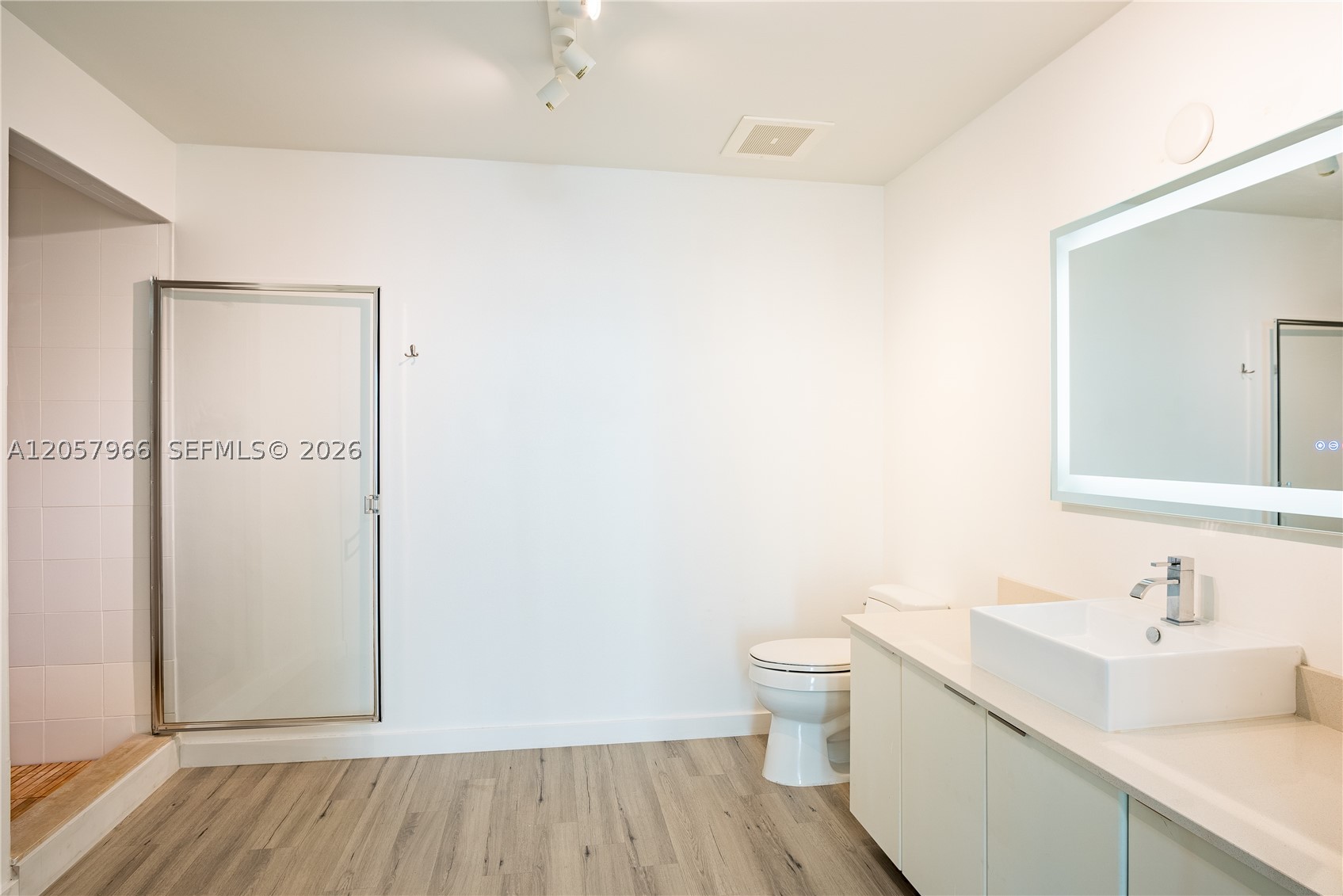 image 4 Midtown18