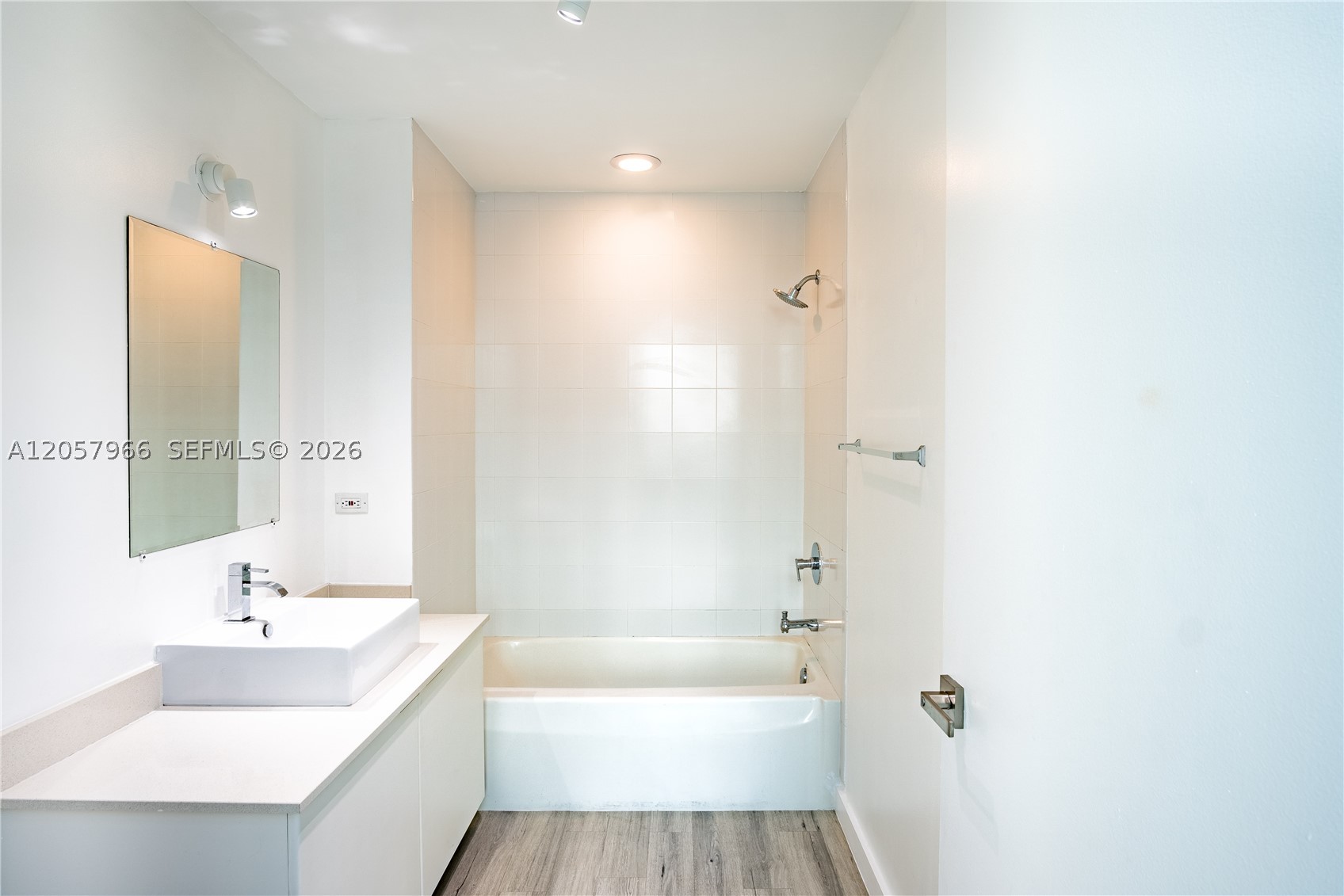 image 4 Midtown26