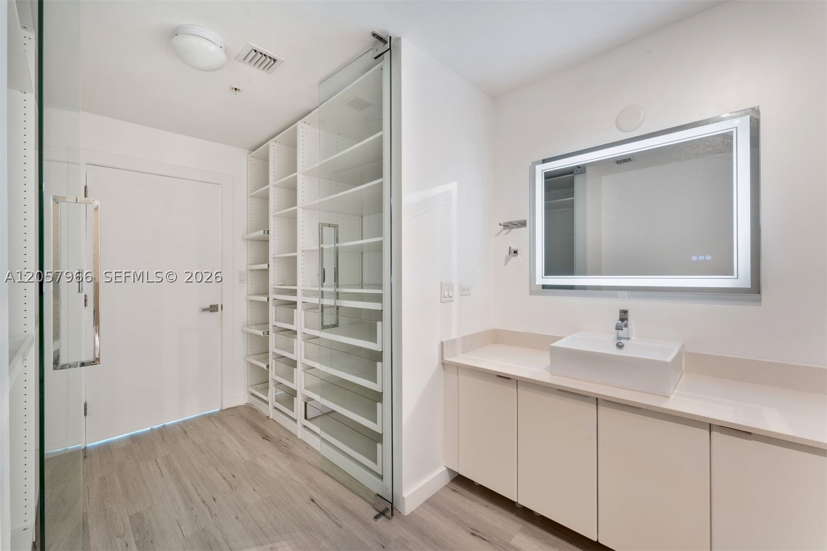 image 4 Midtown56
