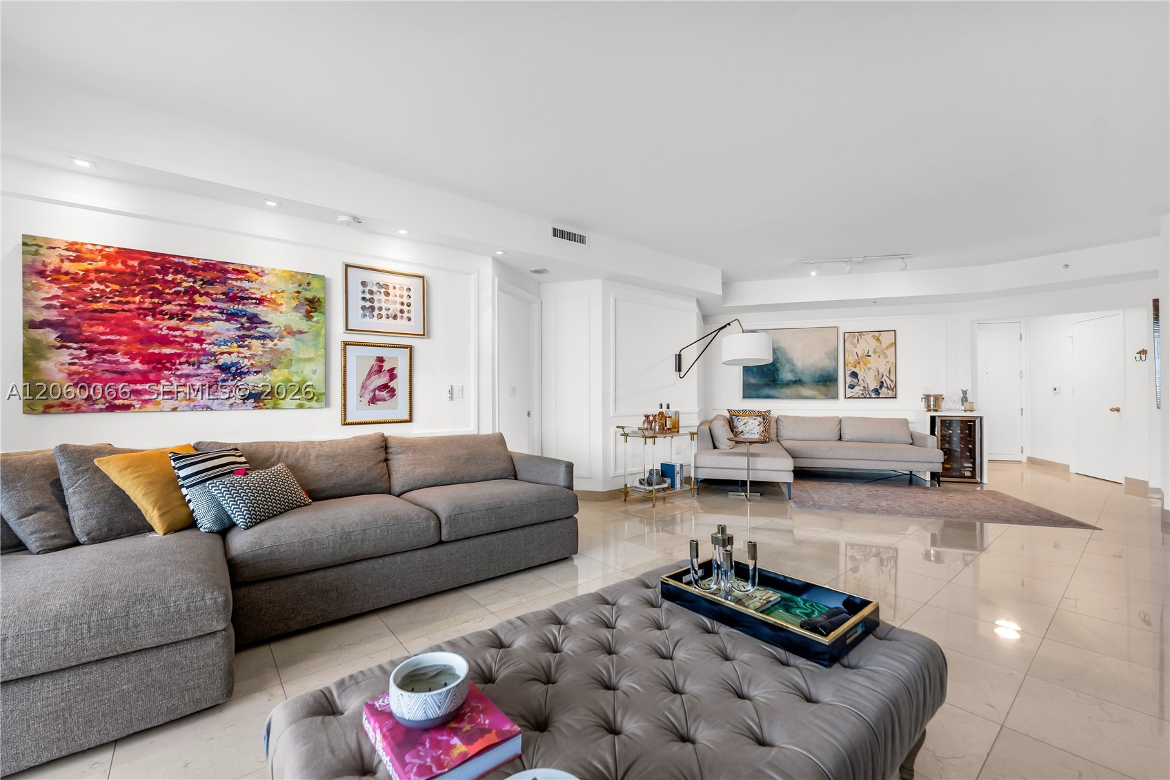 848 Brickell Key Dr #1102 Miami, FL 33131