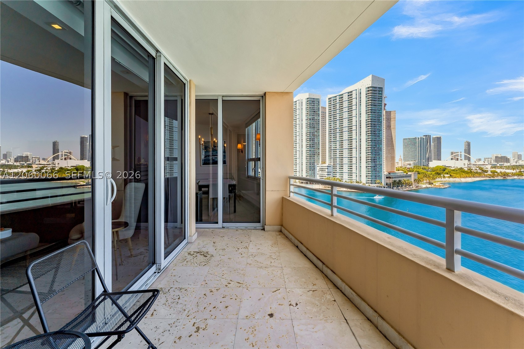 848 Brickell Key Dr #1102 Miami, FL 33131
