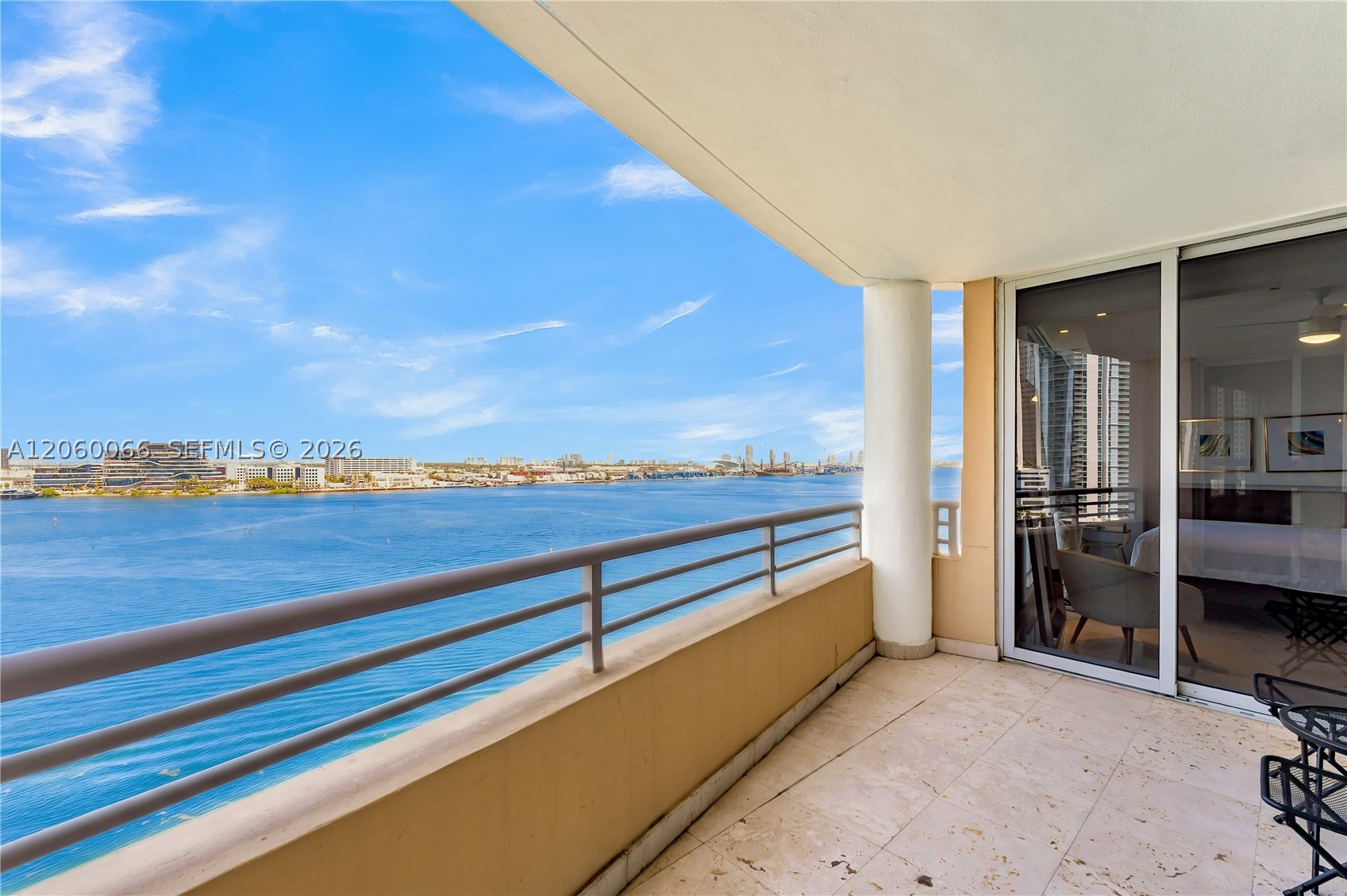 848 Brickell Key Dr #1102 Miami, FL 33131