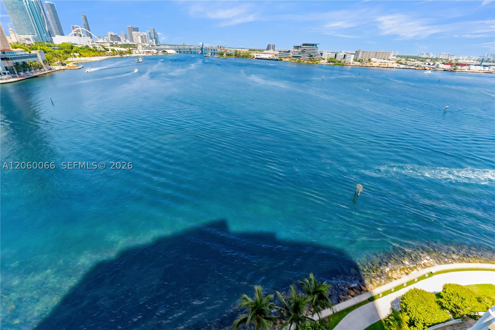 848 Brickell Key Dr #1102 Miami, FL 33131
