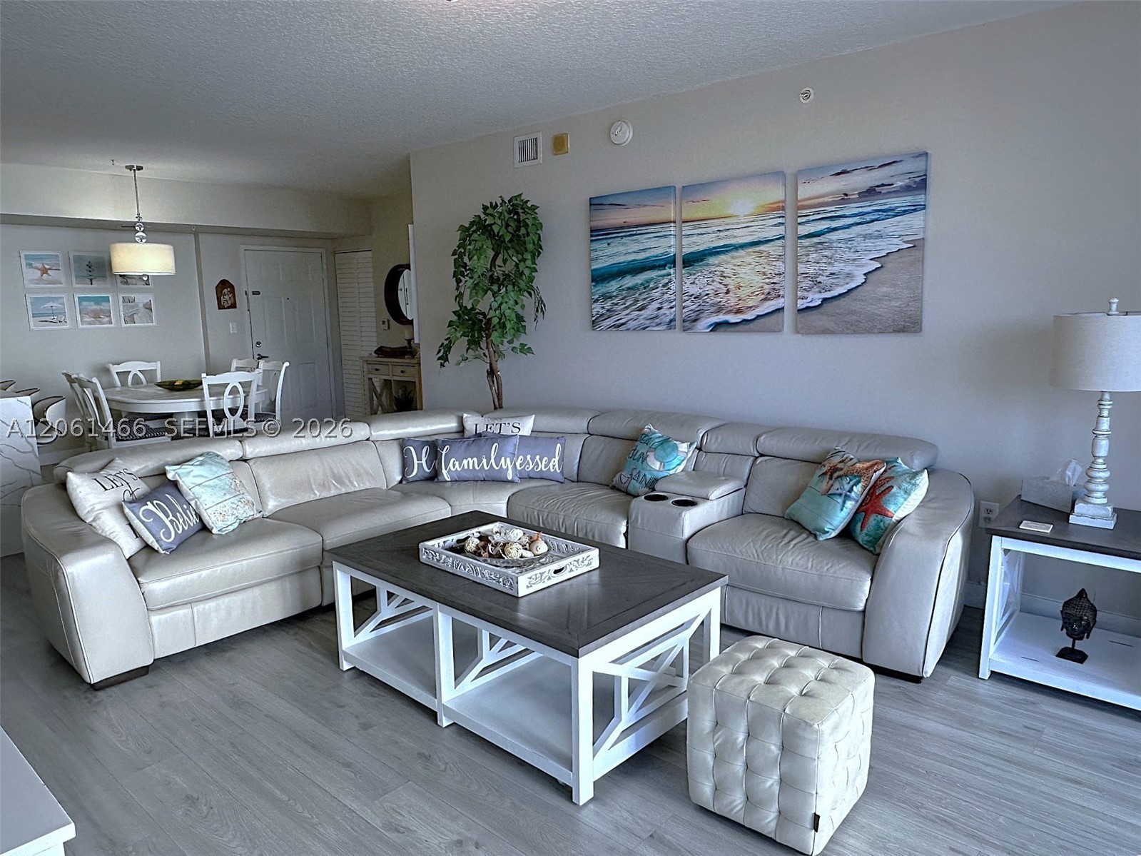 image 2080 Ocean Drive10