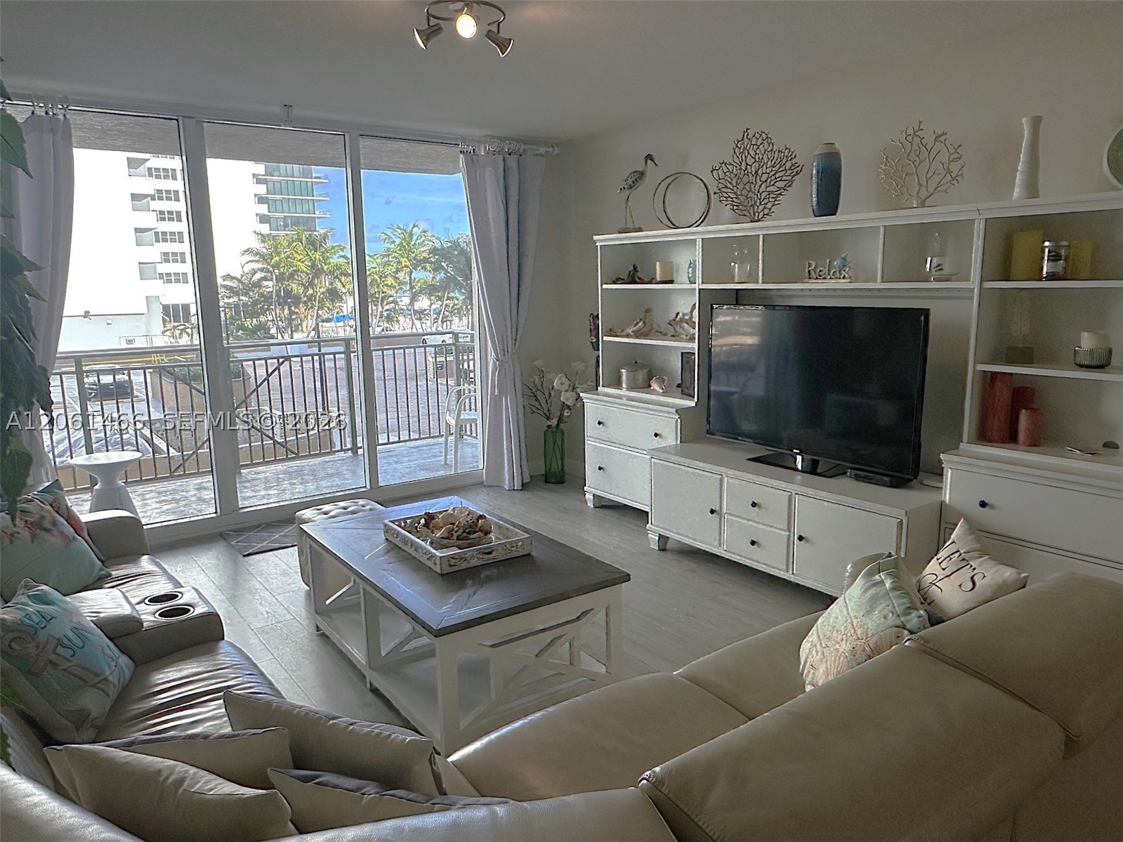 image 2080 Ocean Drive2