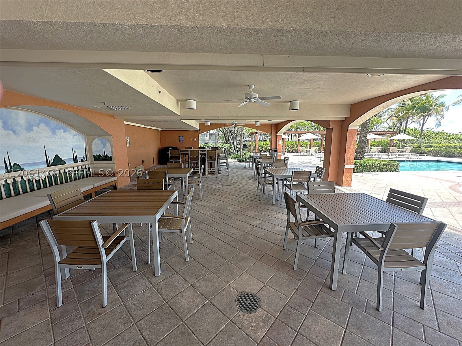 image 2080 Ocean Drive32