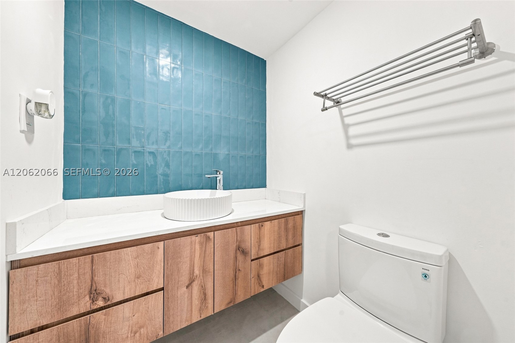 image Brickell Place II15