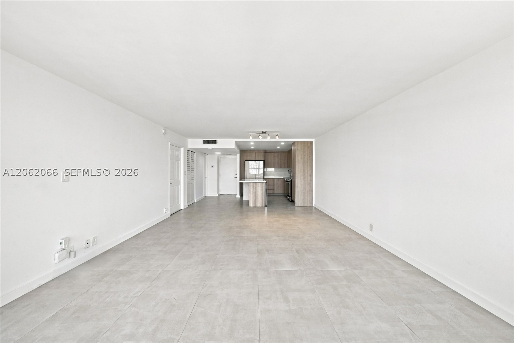image Brickell Place II20