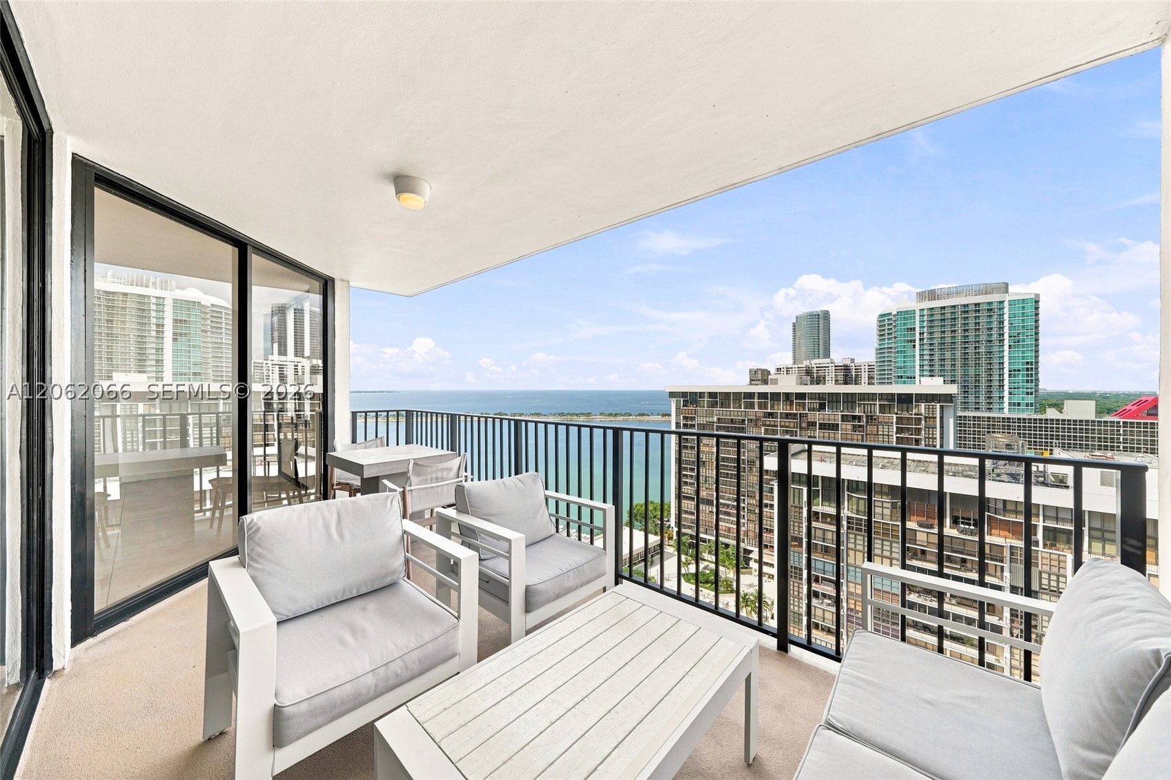 image Brickell Place II5