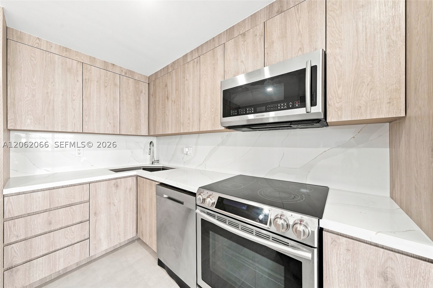 image Brickell Place II6