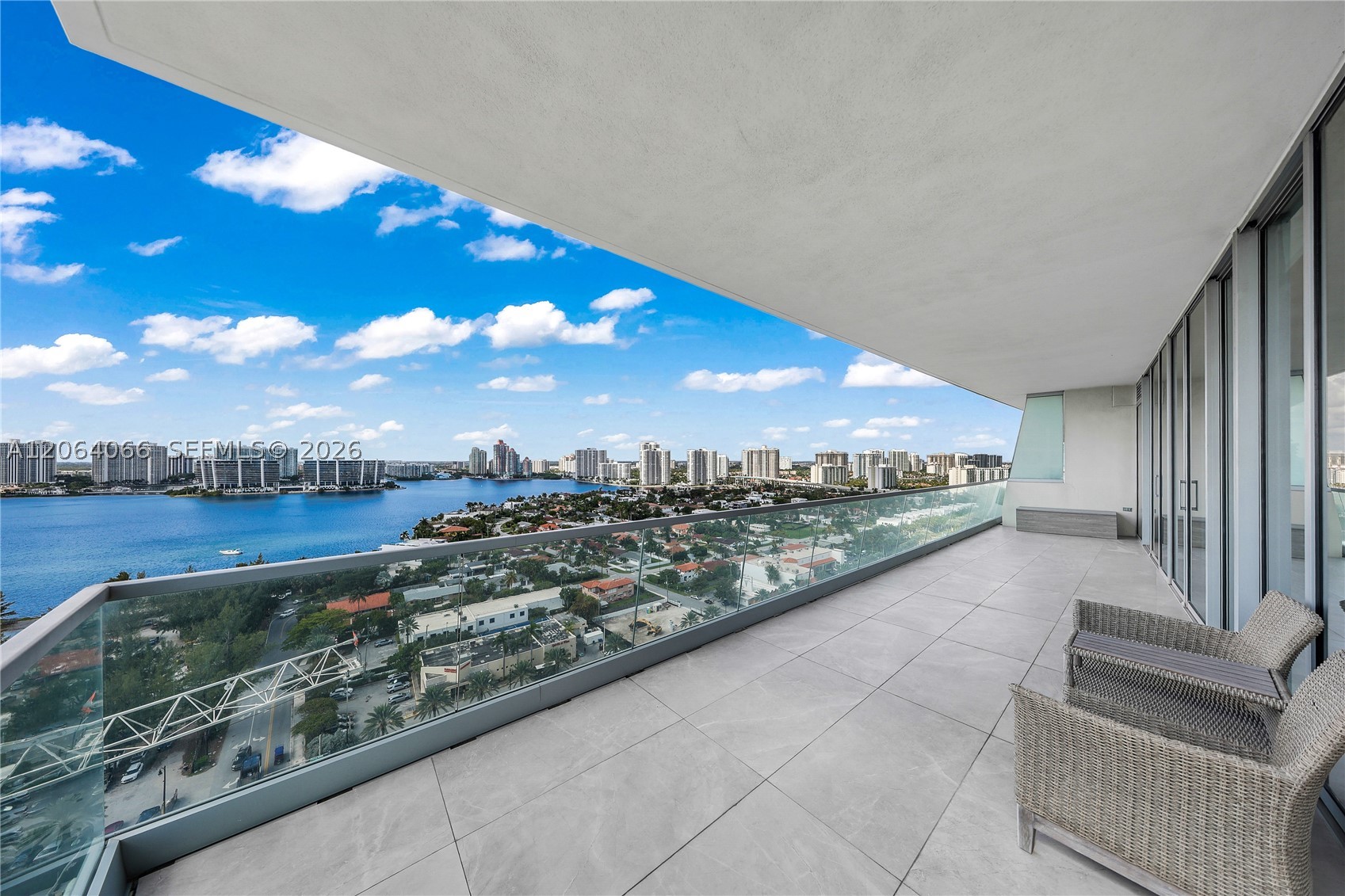 18501 Collins Ave #1804 Sunny Isles Beach, FL 33160