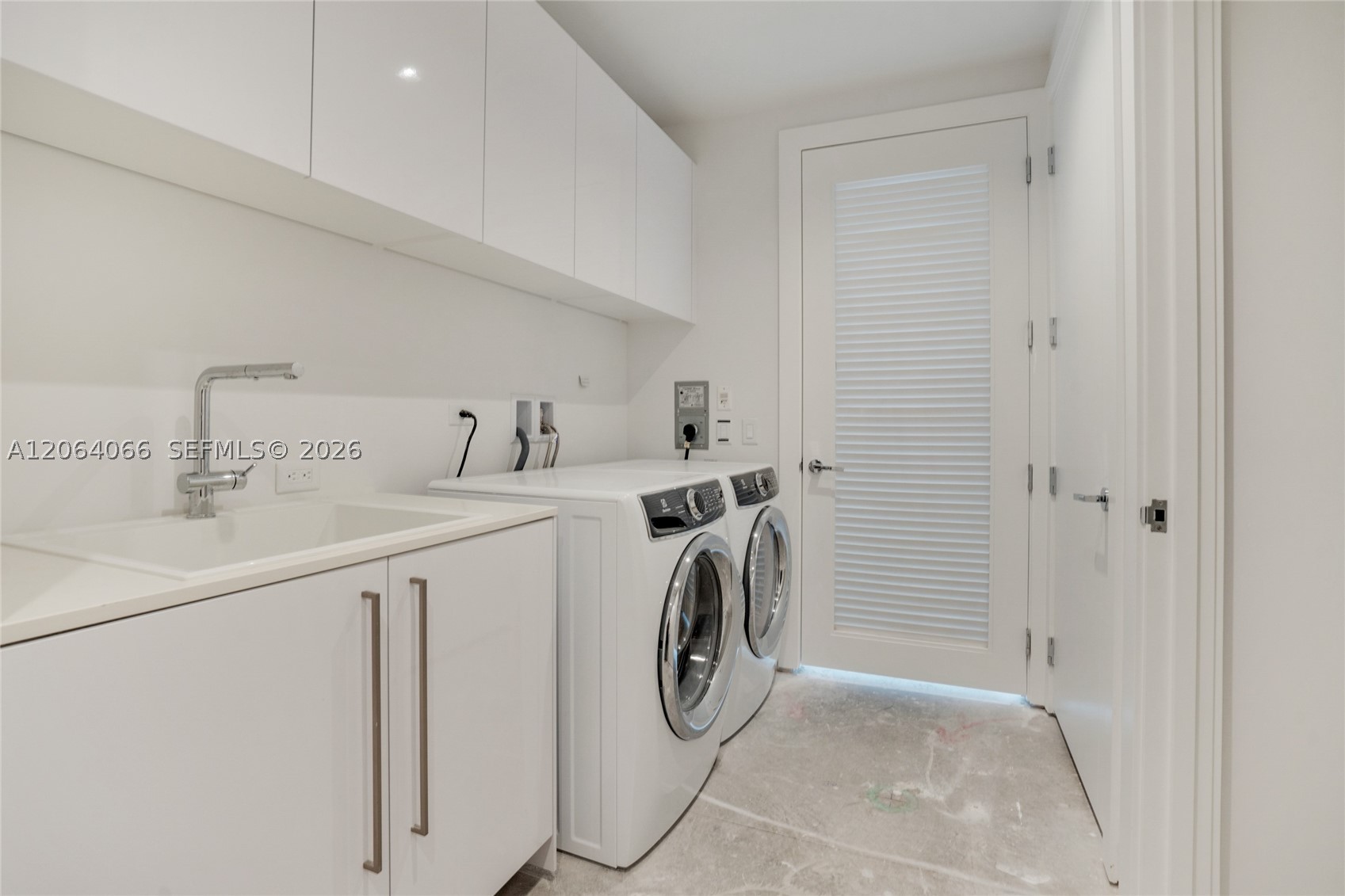 18501 Collins Ave #1804 Sunny Isles Beach, FL 33160
