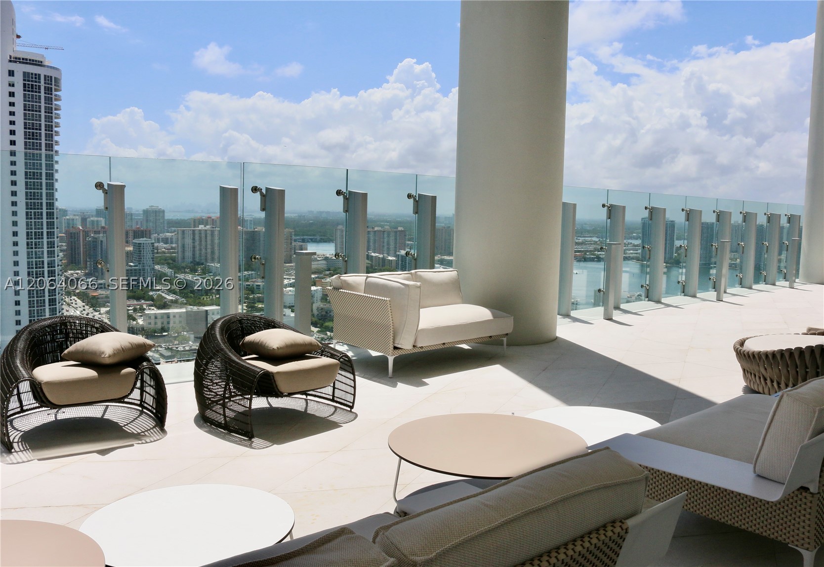 18501 Collins Ave #1804 Sunny Isles Beach, FL 33160