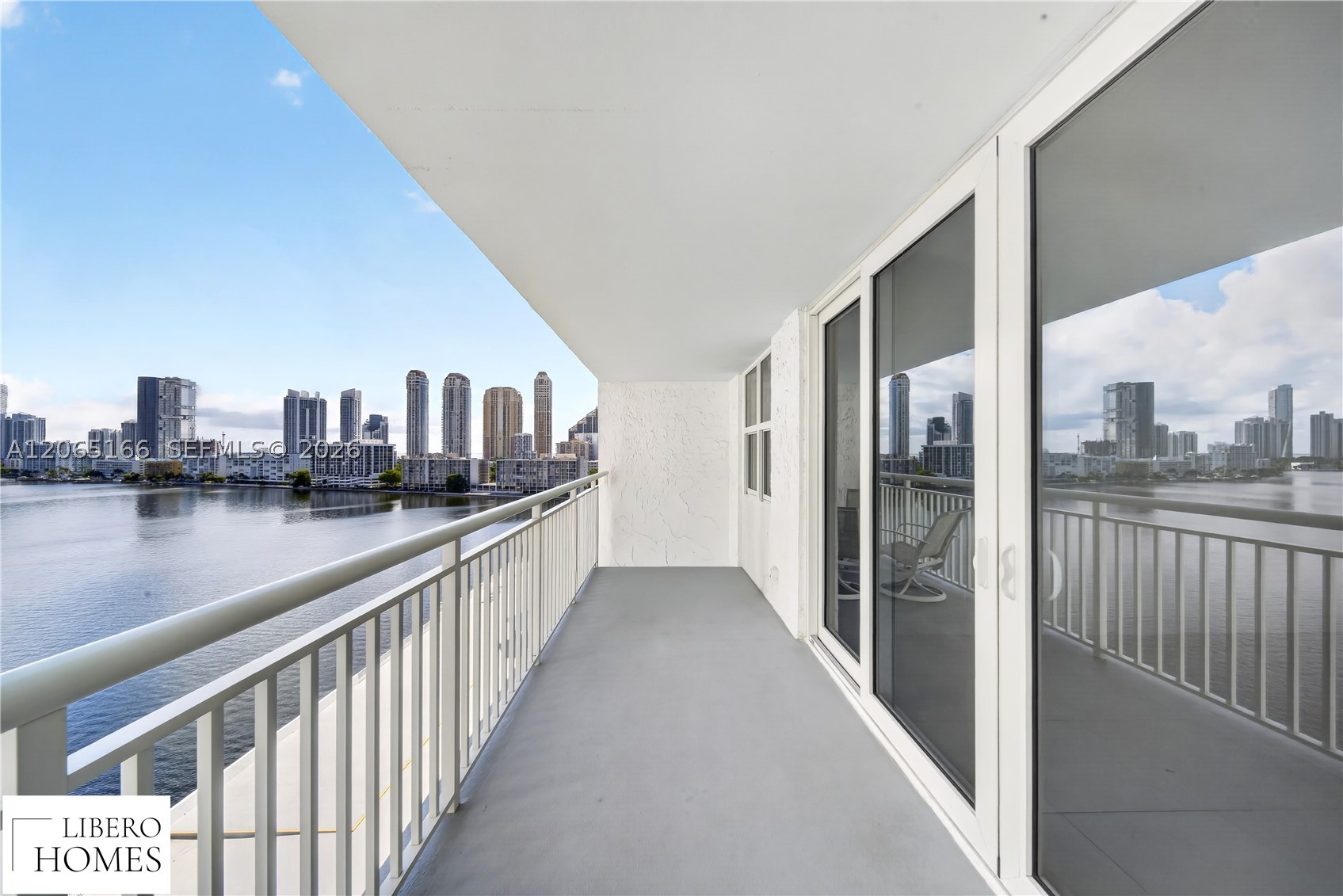image Winston Towers 50027