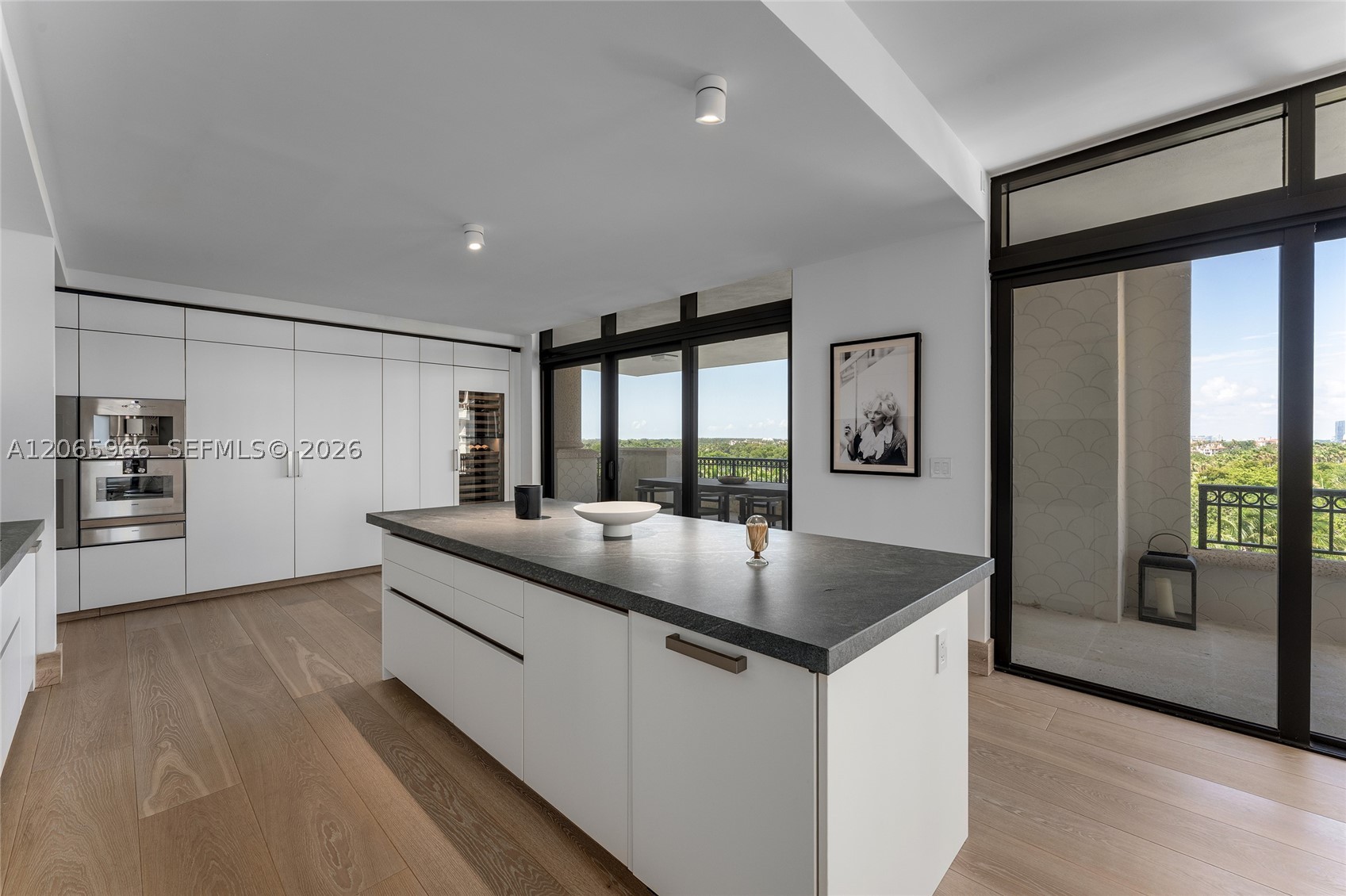 7061 Fisher Is Dr #7061 Miami Beach, FL 33109