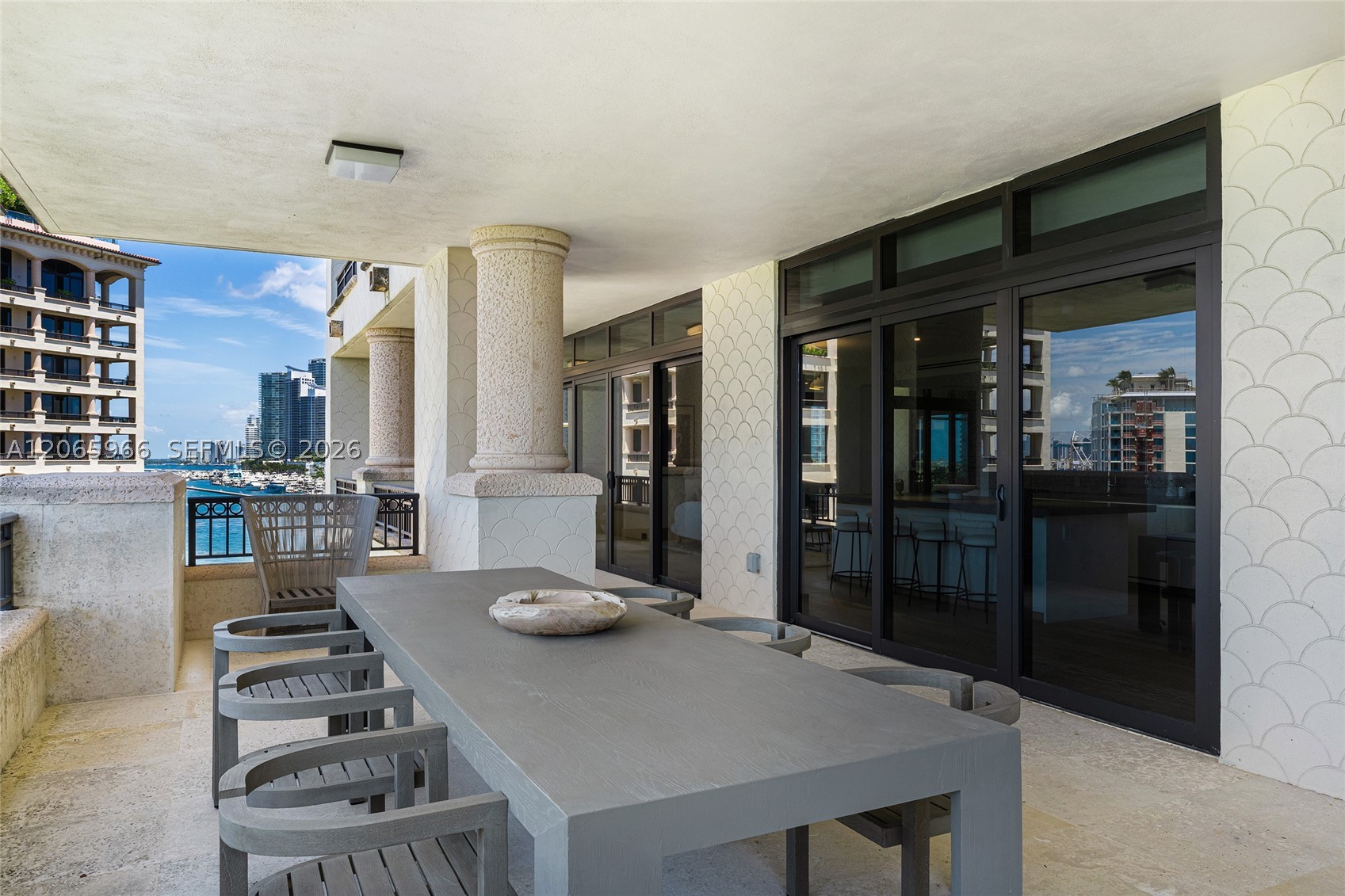 7061 Fisher Is Dr #7061 Miami Beach, FL 33109