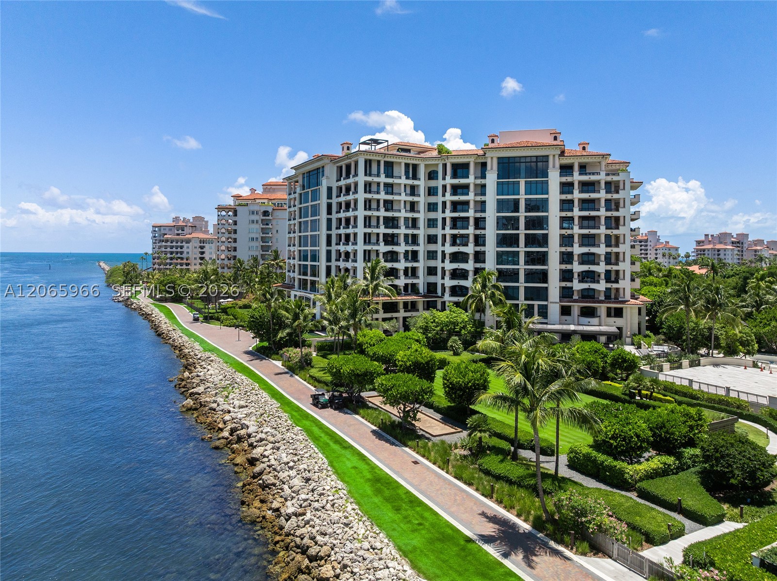 7061 Fisher Is Dr #7061 Miami Beach, FL 33109