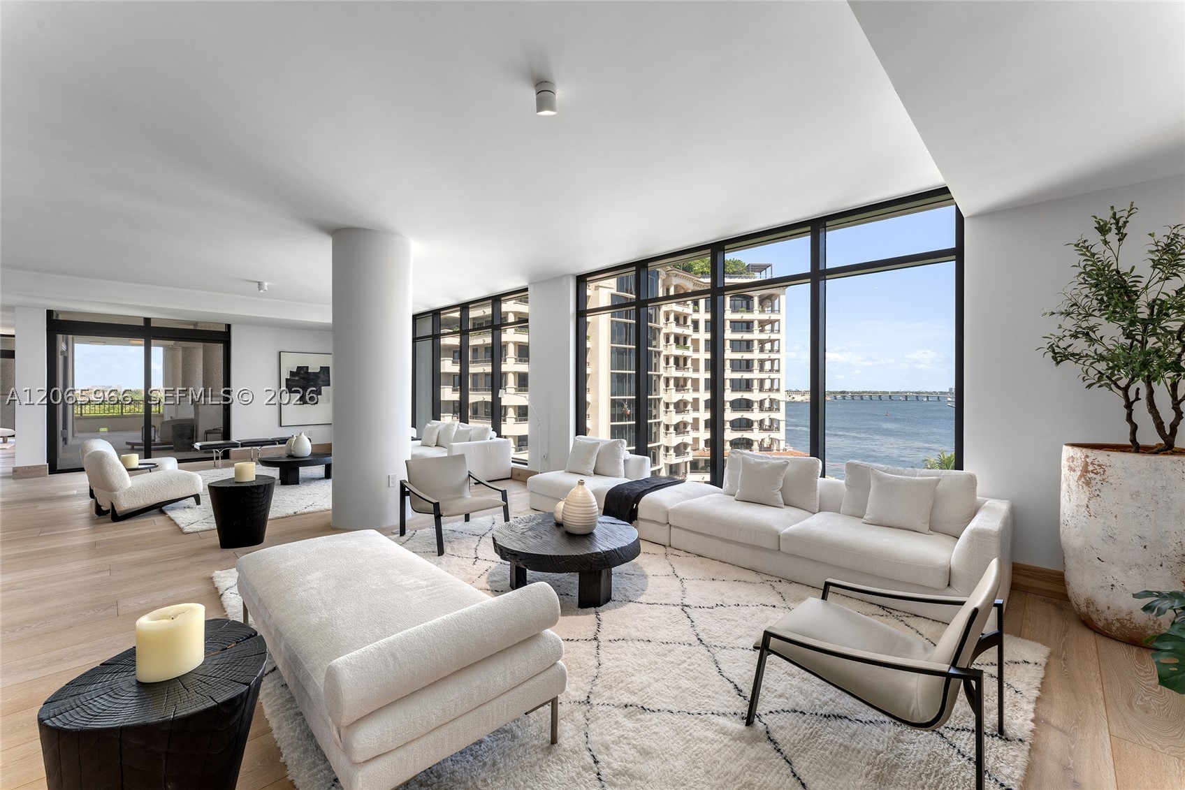7061 Fisher Is Dr #7061 Miami Beach, FL 33109