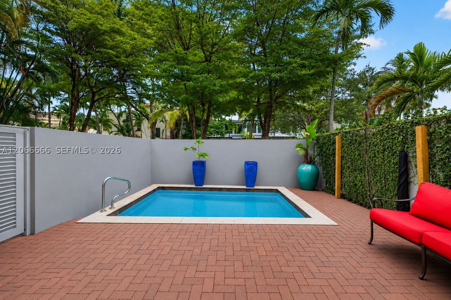 125 NE 16th Ter Fort Lauderdale, FL 33301