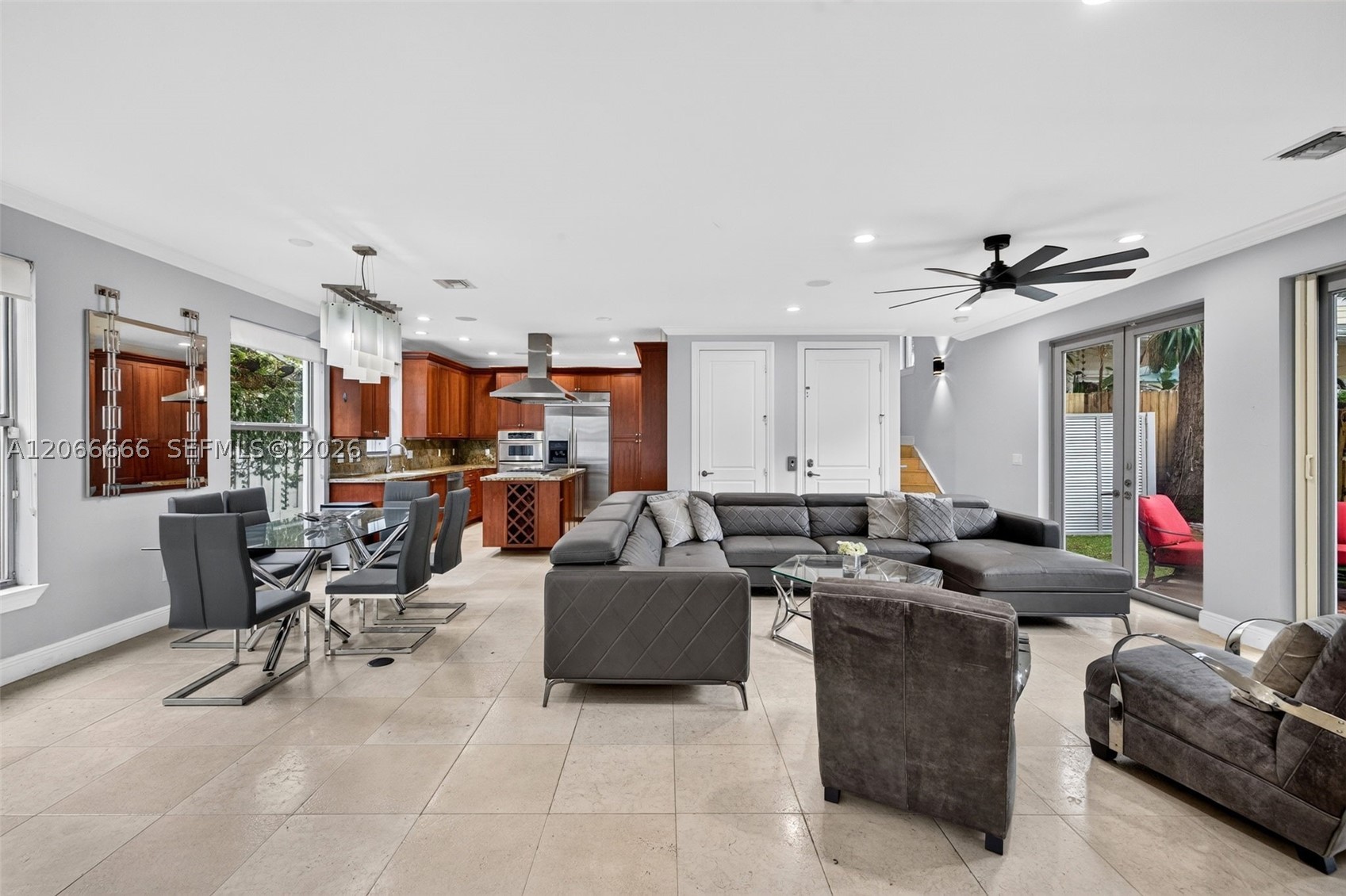 125 NE 16th Ter Fort Lauderdale, FL 33301