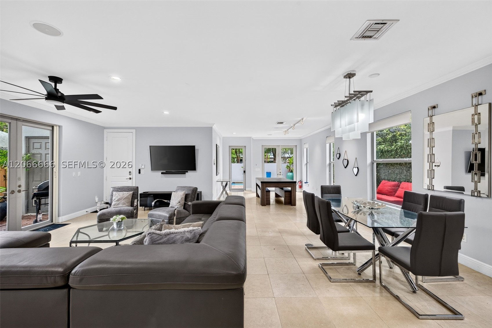 125 NE 16th Ter Fort Lauderdale, FL 33301