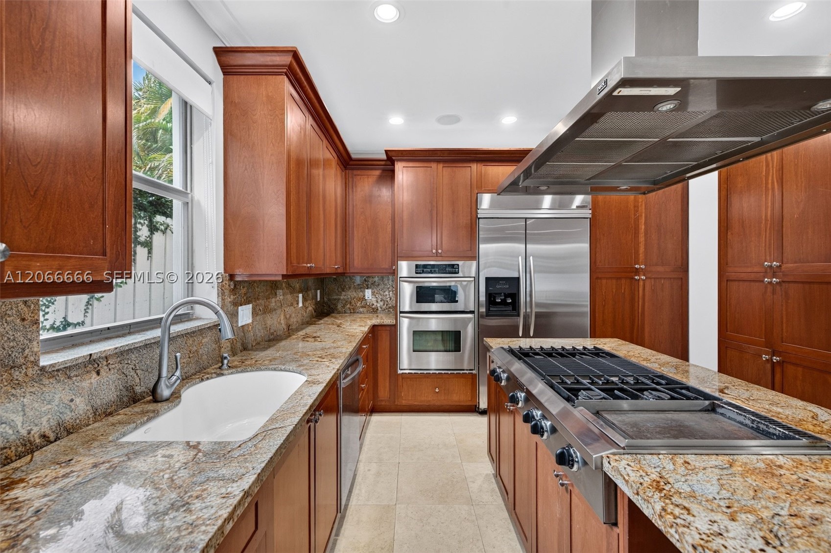 125 NE 16th Ter Fort Lauderdale, FL 33301
