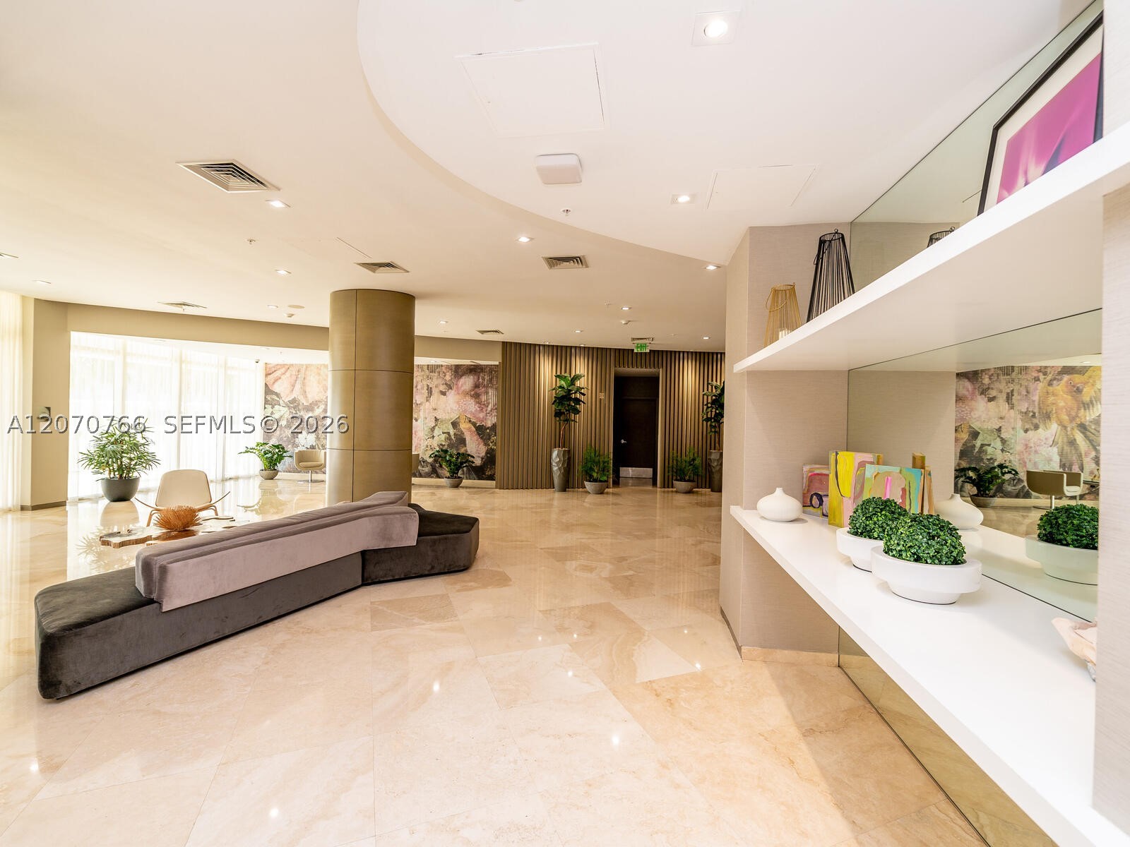 10275 Collins Ave #1132 Bal Harbour, FL 33154