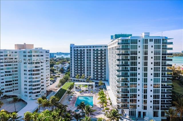 10275 Collins Ave #1132 Bal Harbour, FL 33154