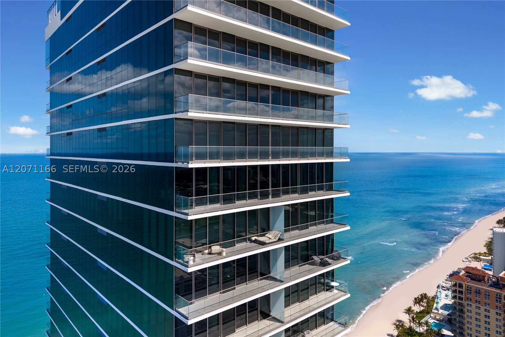 2000 S Ocean Dr #20A