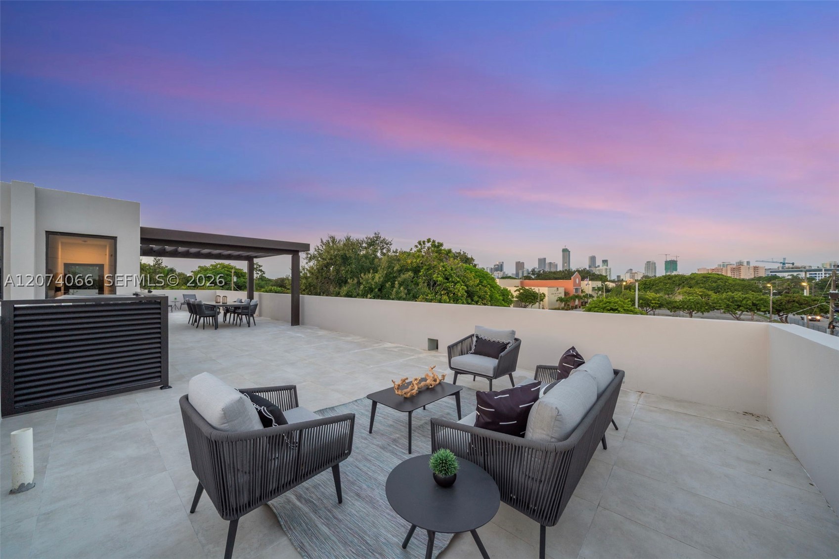 1431 SW 20th St Miami, FL 33145