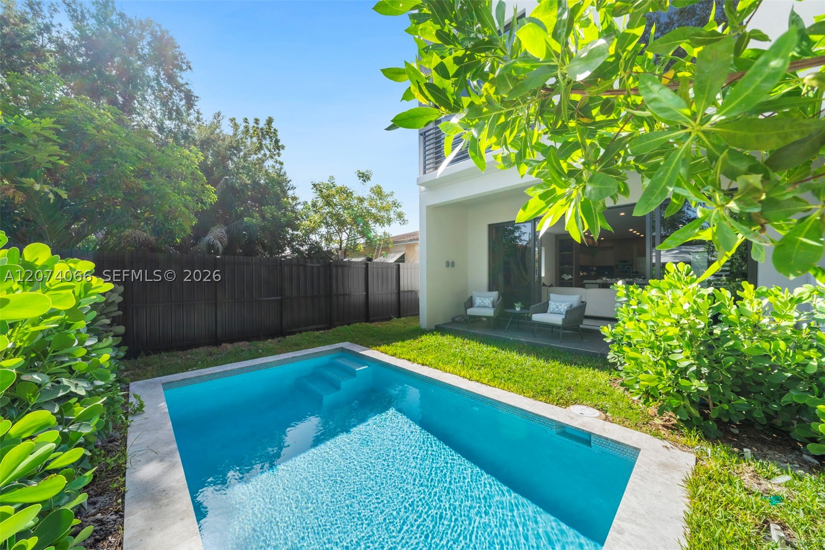 1431 SW 20th St Miami, FL 33145