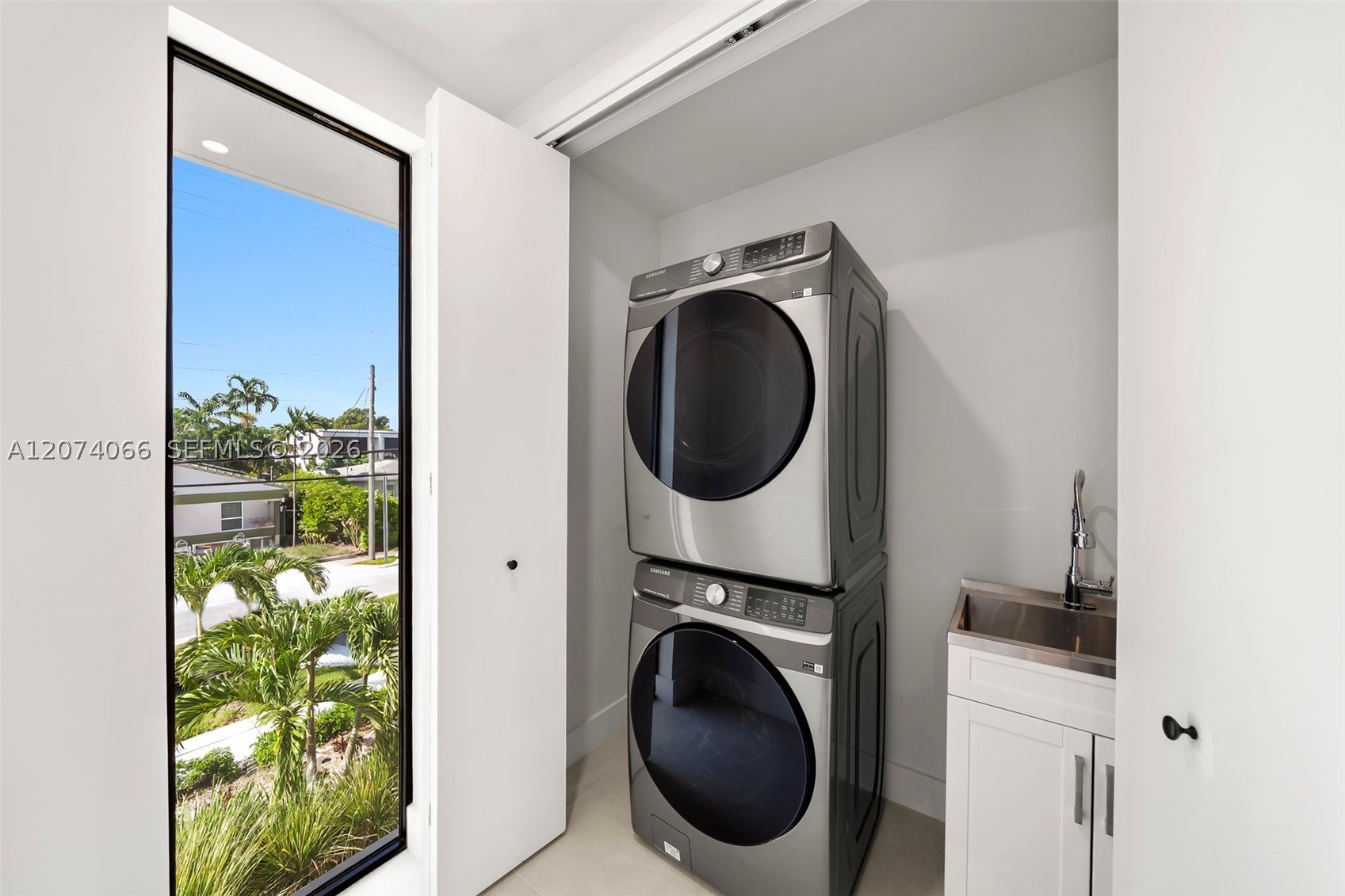 1431 SW 20th St Miami, FL 33145