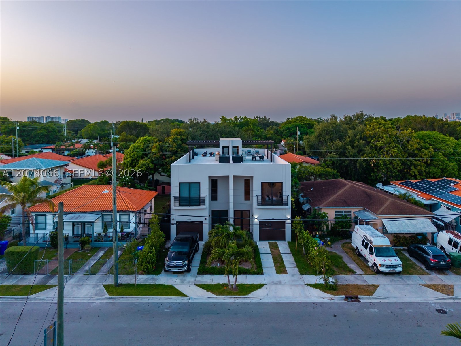 1431 SW 20th St Miami, FL 33145