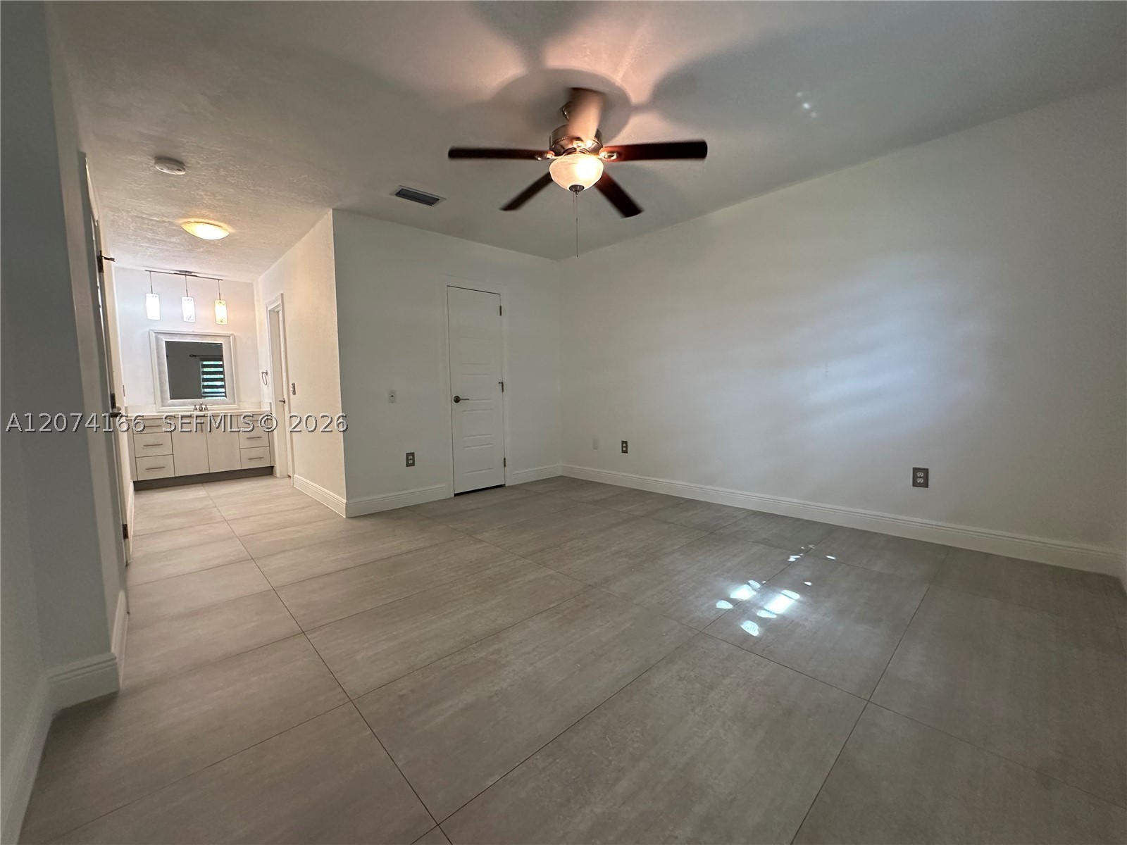 9461 SW 62nd St Miami, FL 33173