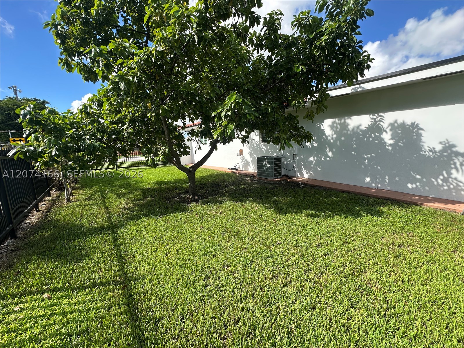9461 SW 62nd St Miami, FL 33173