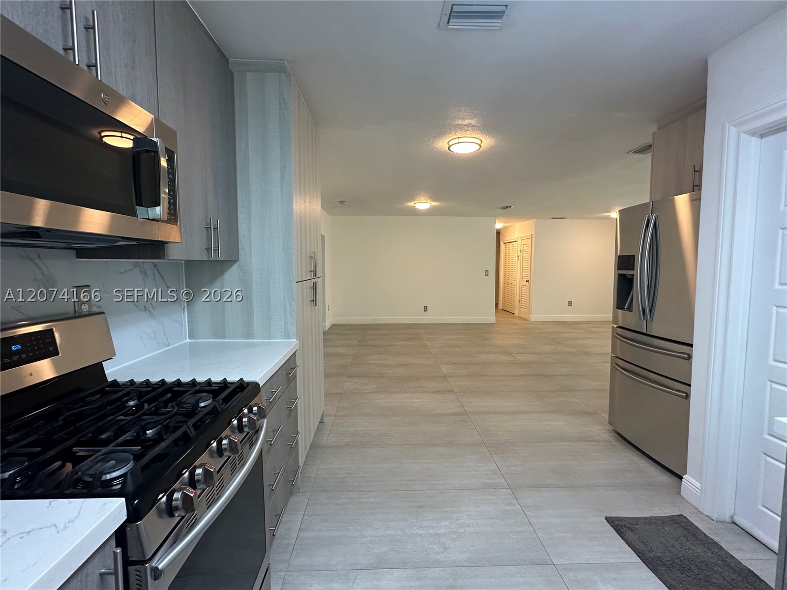 9461 SW 62nd St Miami, FL 33173