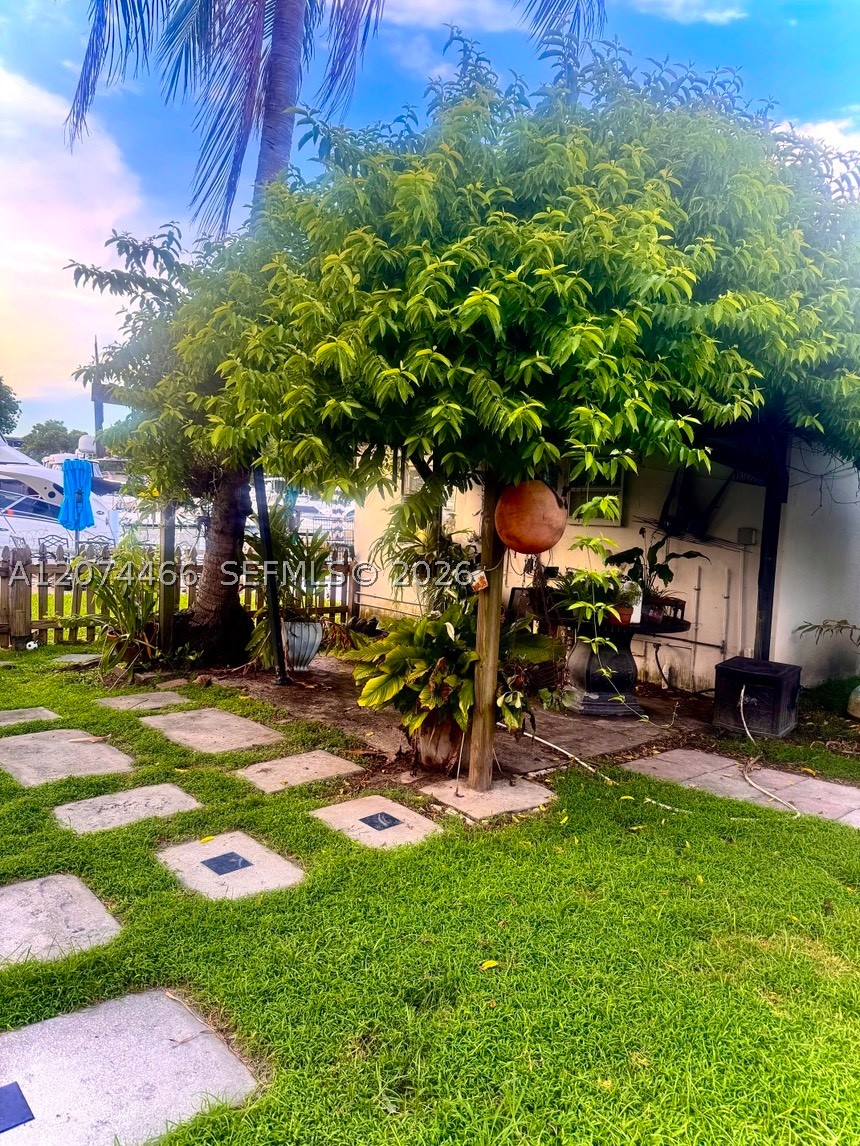3351 NW 20th St Miami, FL 33142