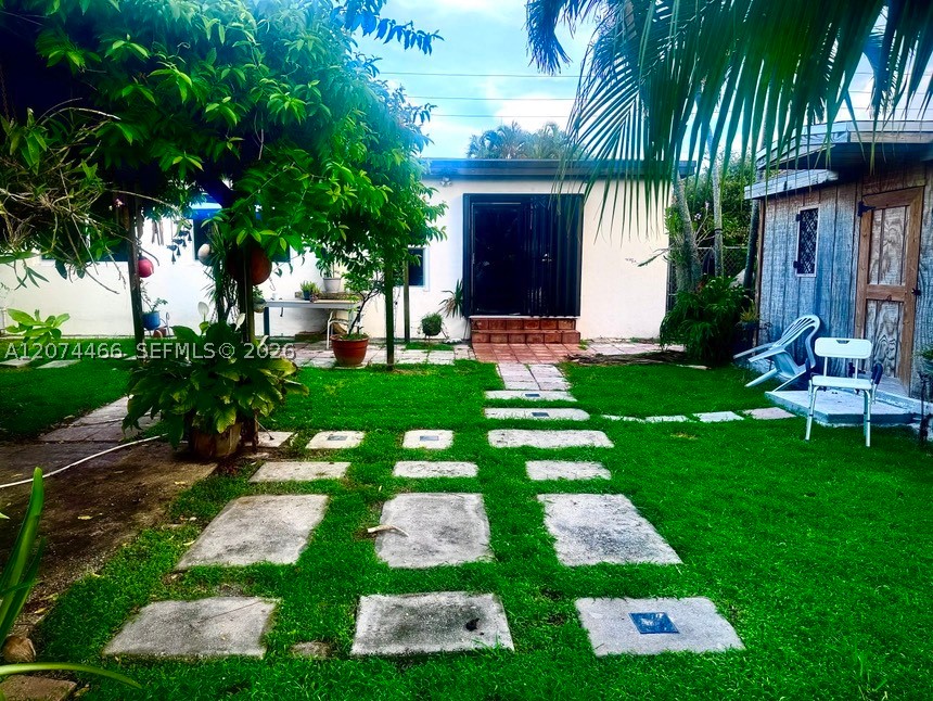 3351 NW 20th St Miami, FL 33142